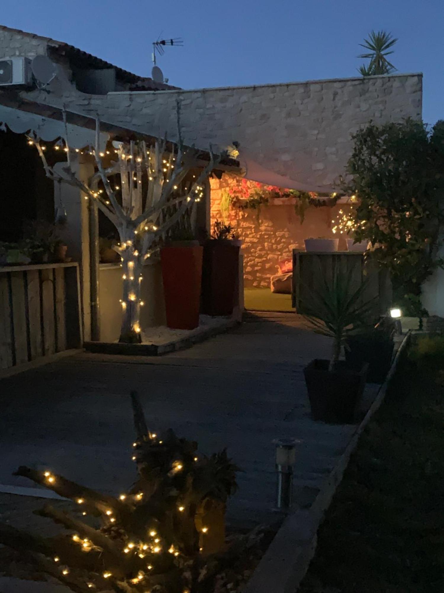 Le Mas Des Mourguettes Saintes-Maries-de-la-Mer Exterior photo